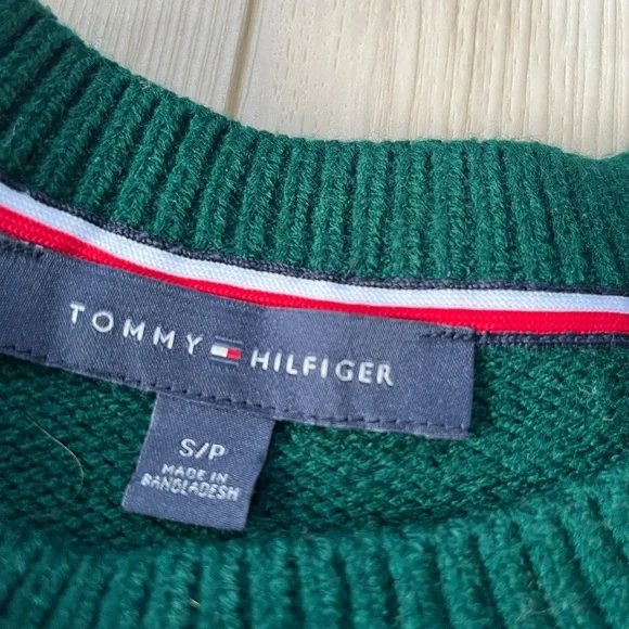 Tommy Hilfiger sweater - Picture 2 of 6